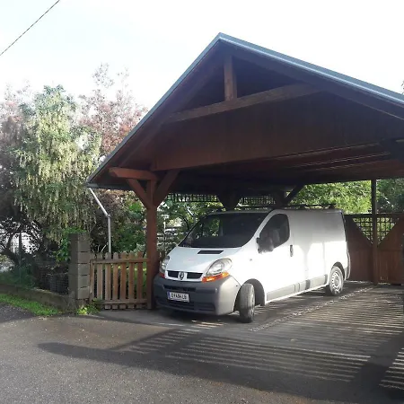 Stuller Guest house *
